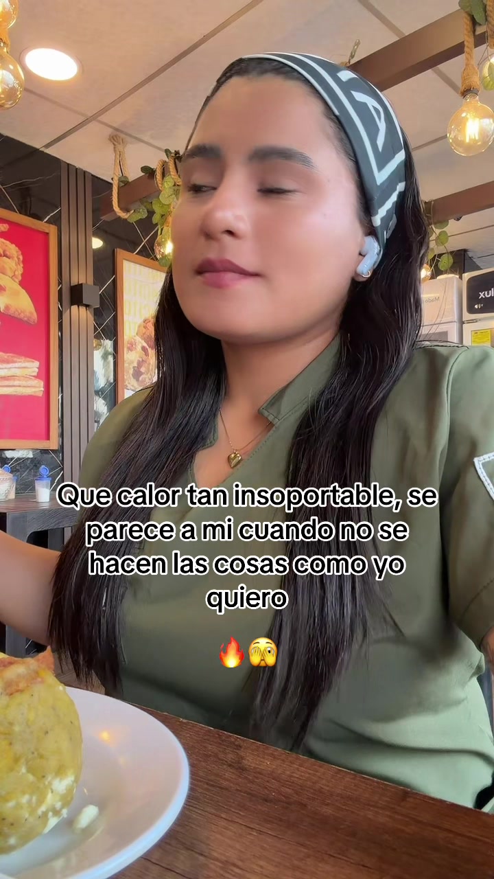 @🐼