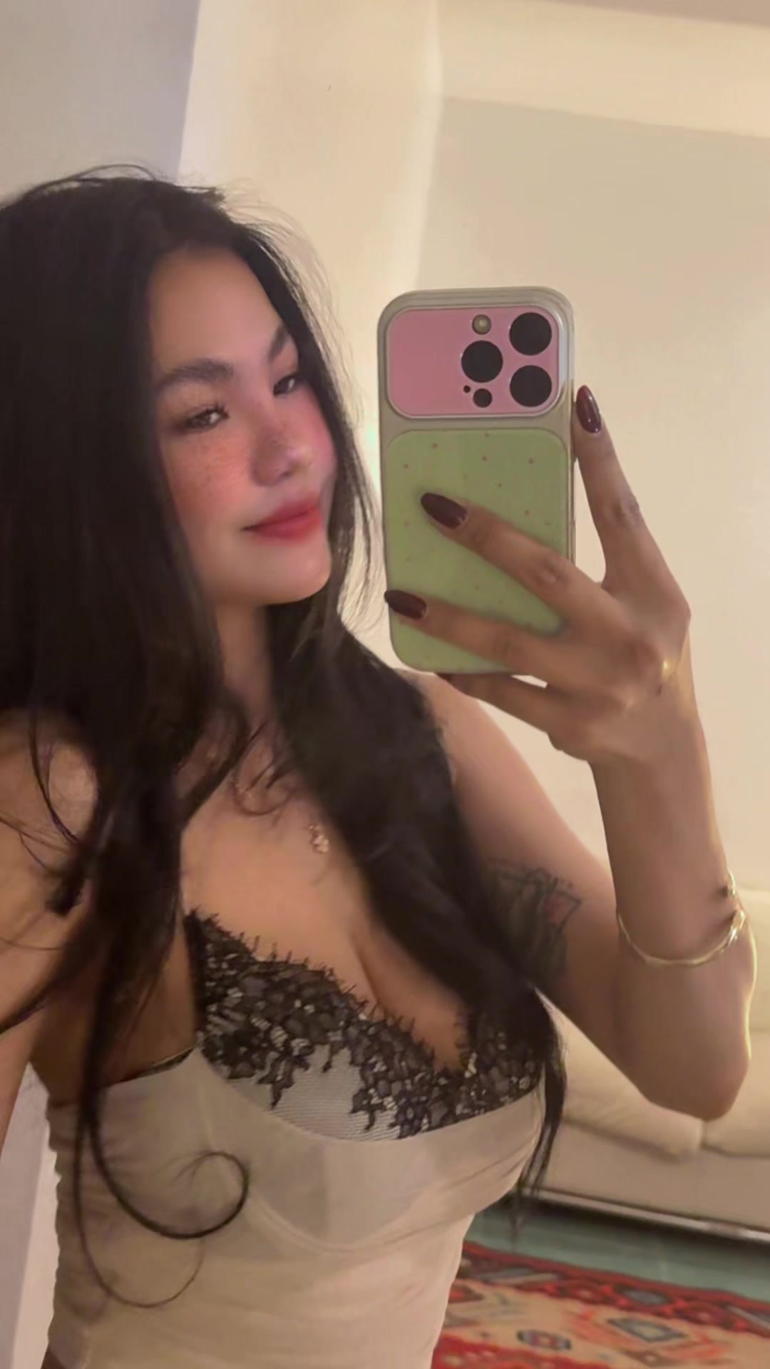@jessfinn