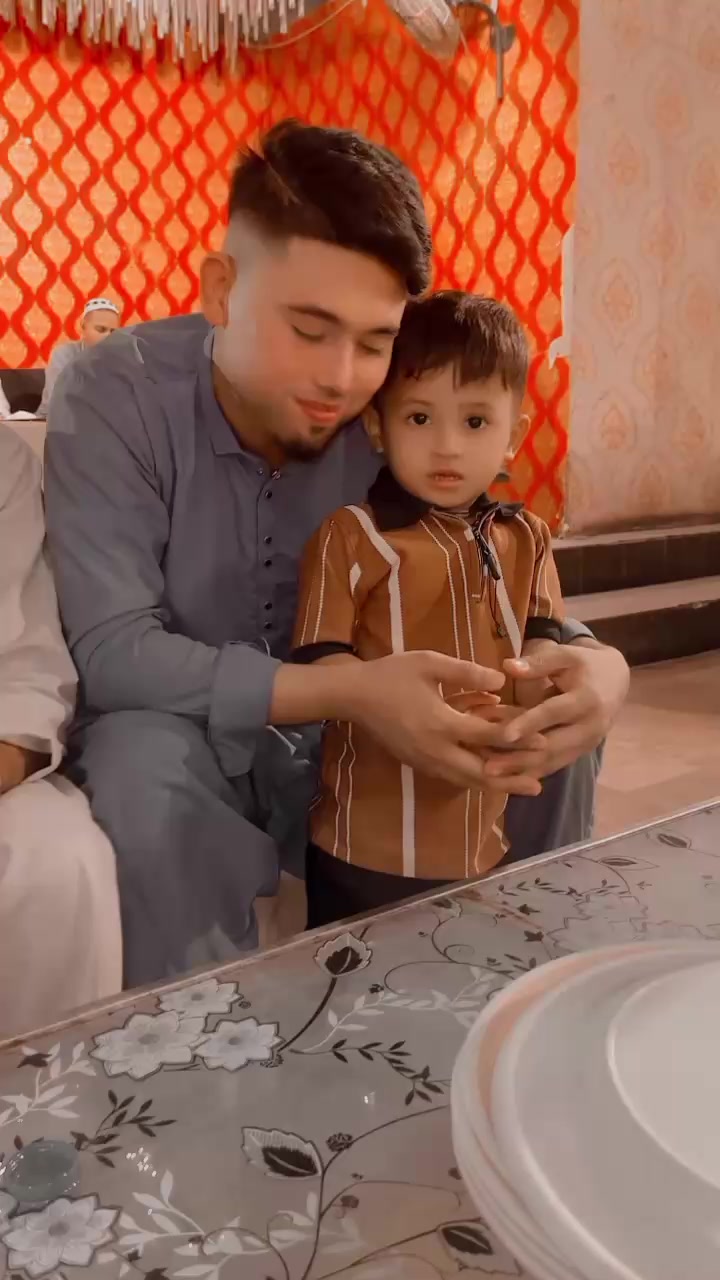 @ہم اپنے ماں باپ کے شہزادے ہیں