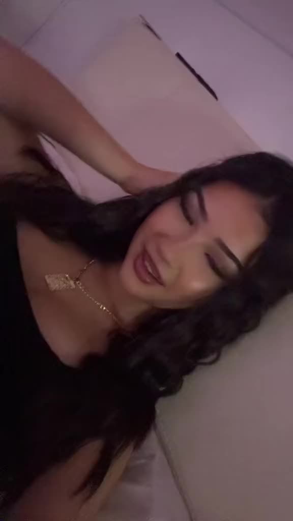 @rebeccadng