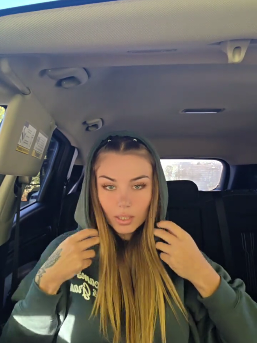 @ᕼᗩᒪEY ᗰᗩY 🦋
