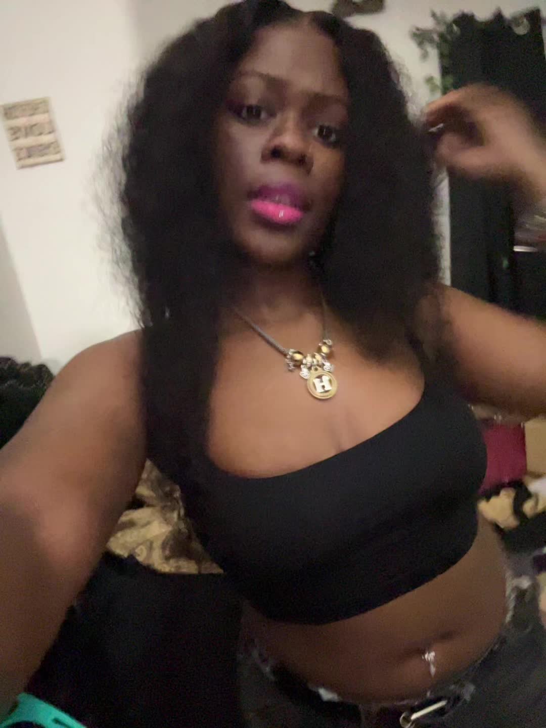 @Alluring