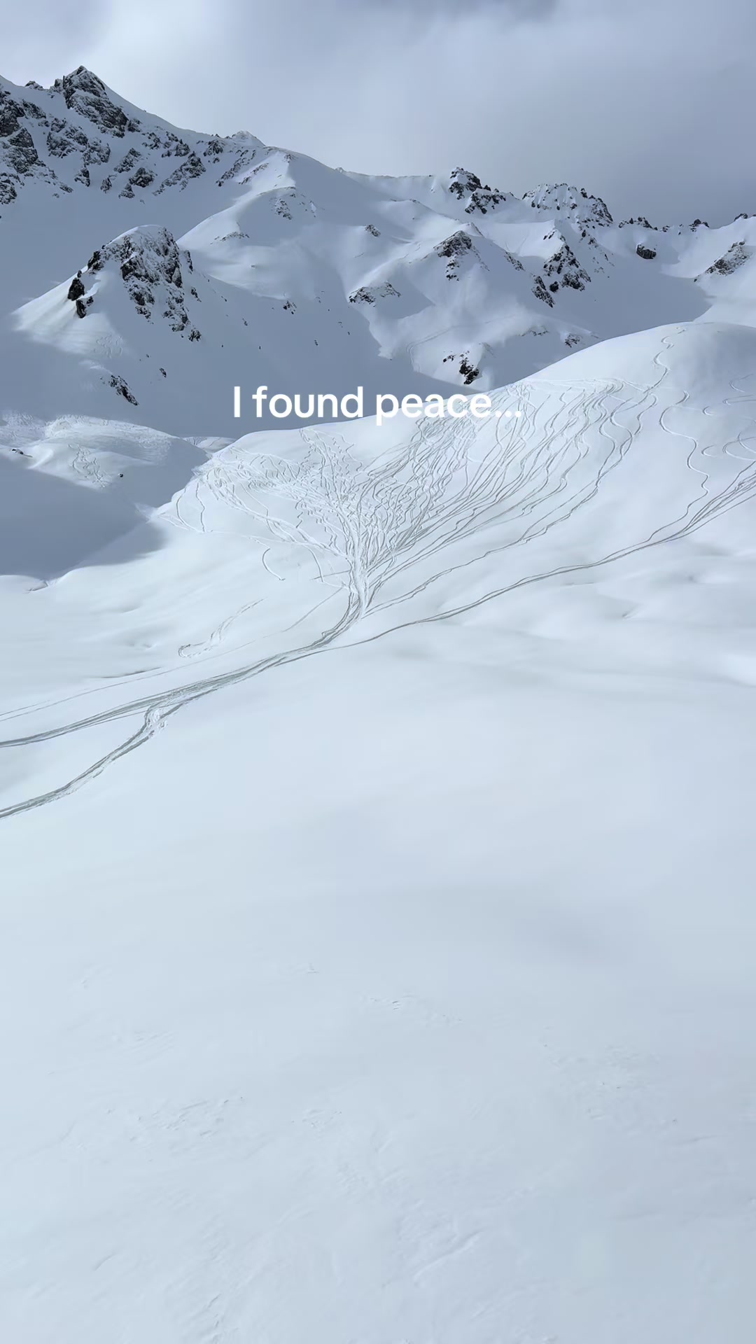 @Sheina vaspi ⛷️