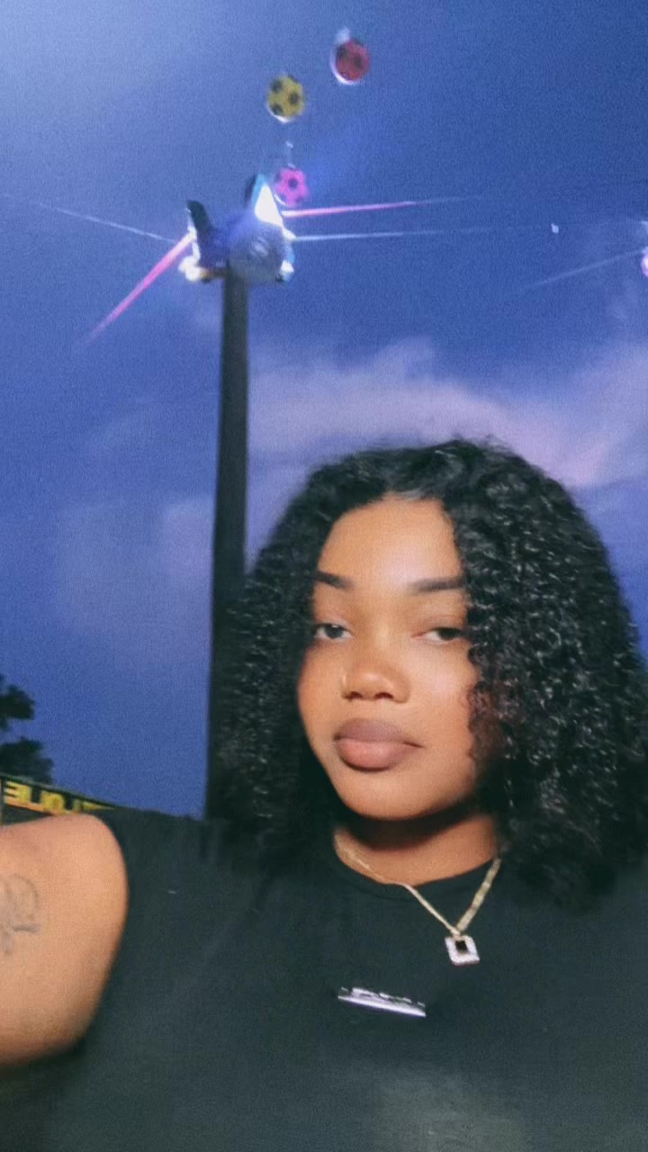 @Vanille🍭GIRL🫦🦦🍦🥀