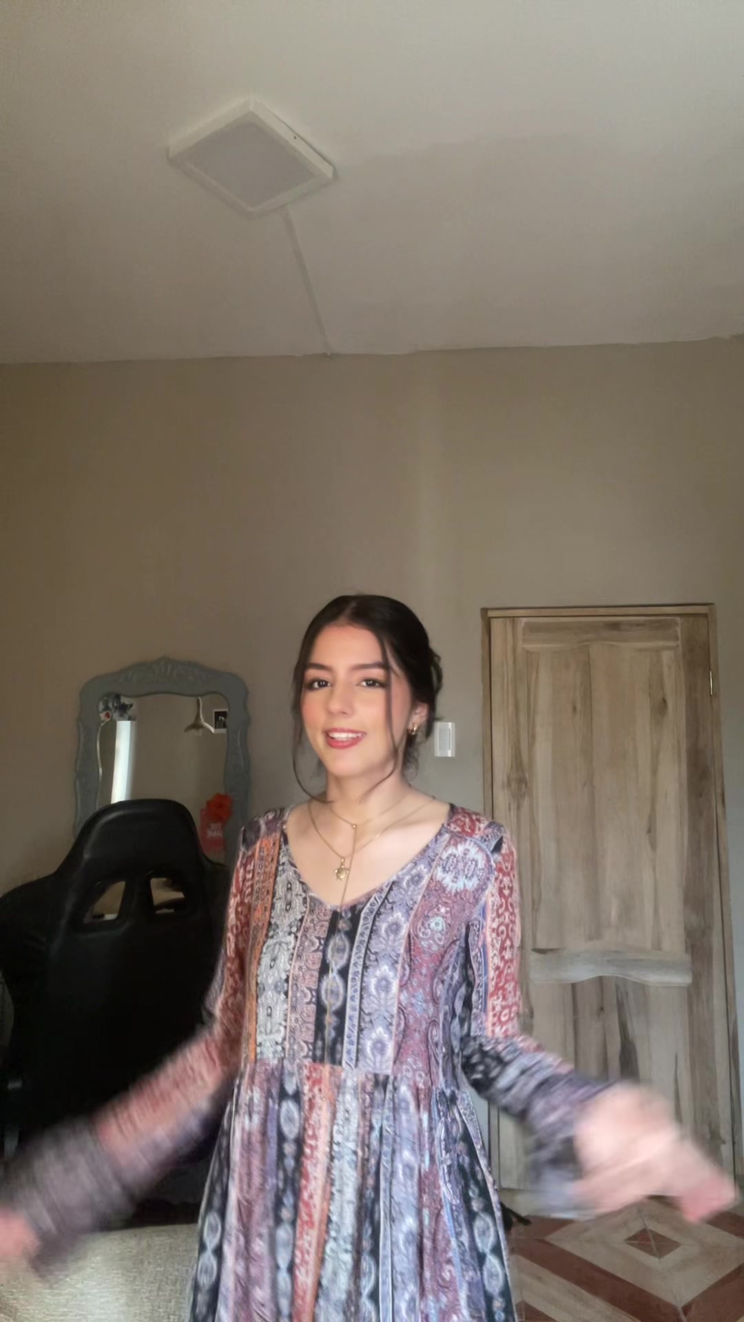 @hilaryholic