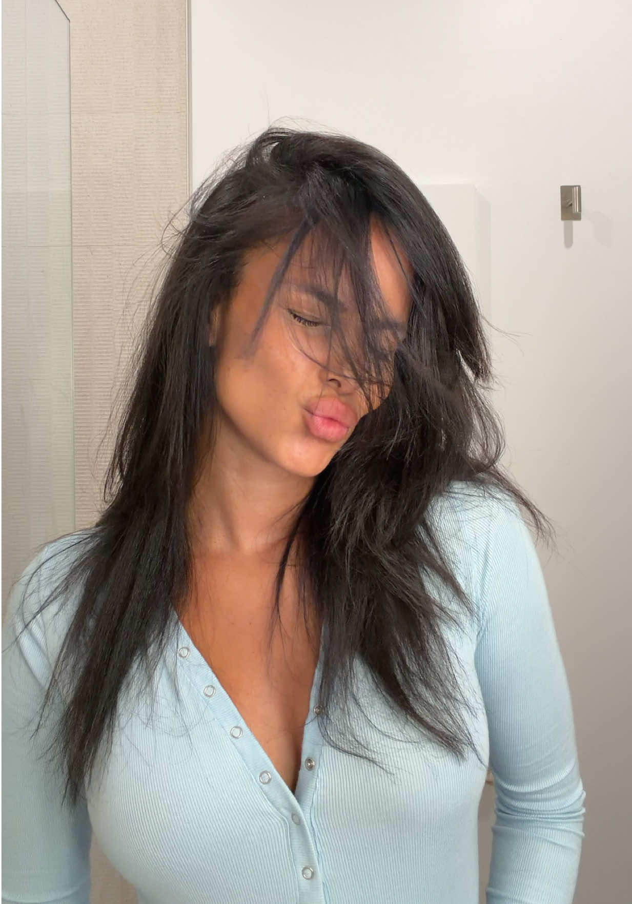 @KYRA