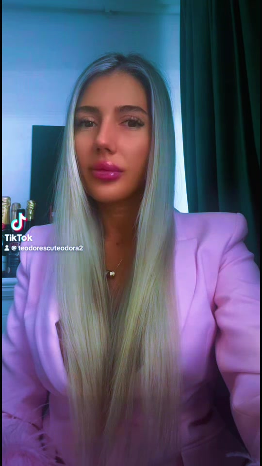 @Teodora