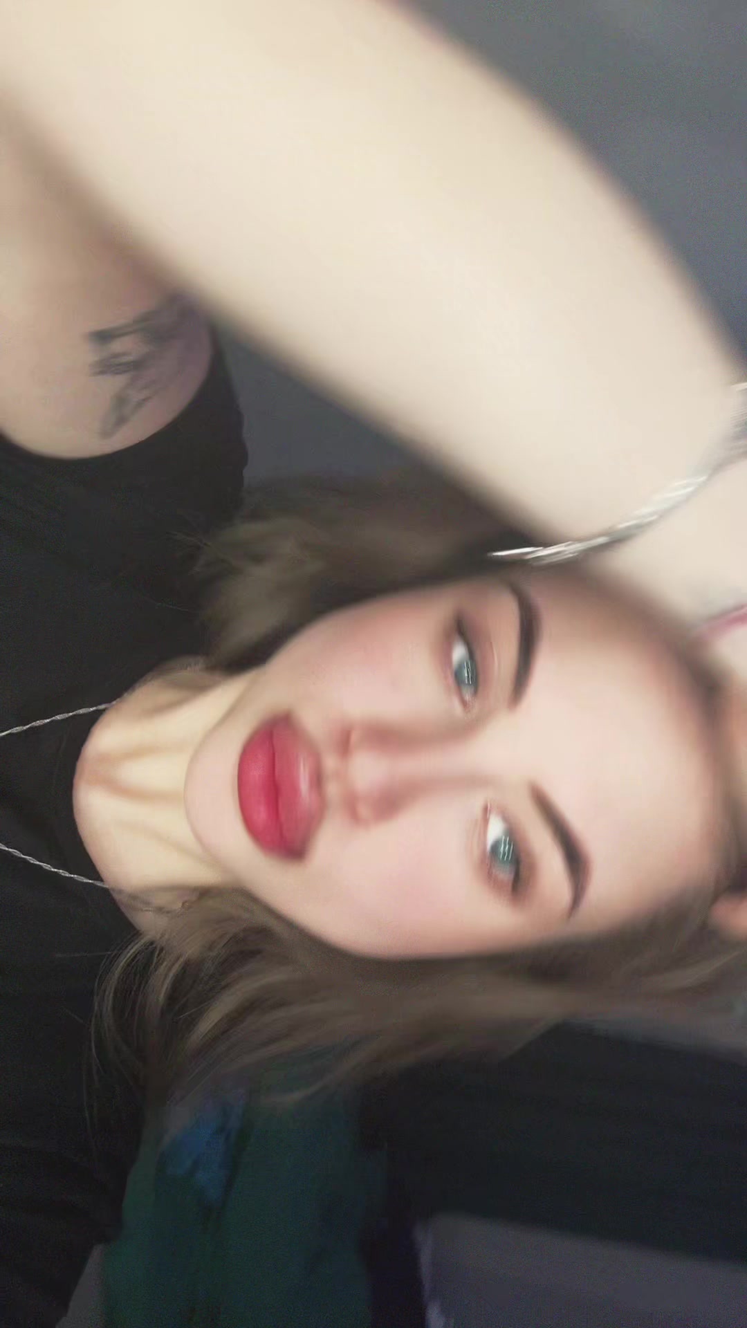 @v.iktoriaaaa