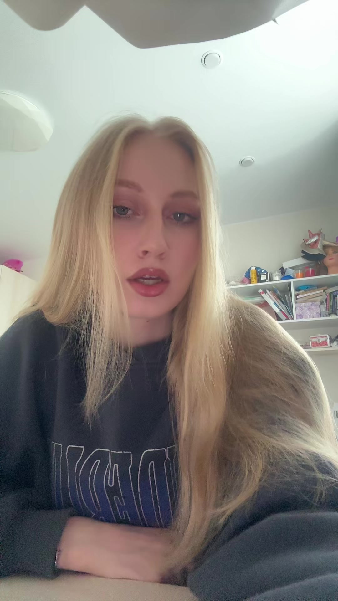 @D🤍