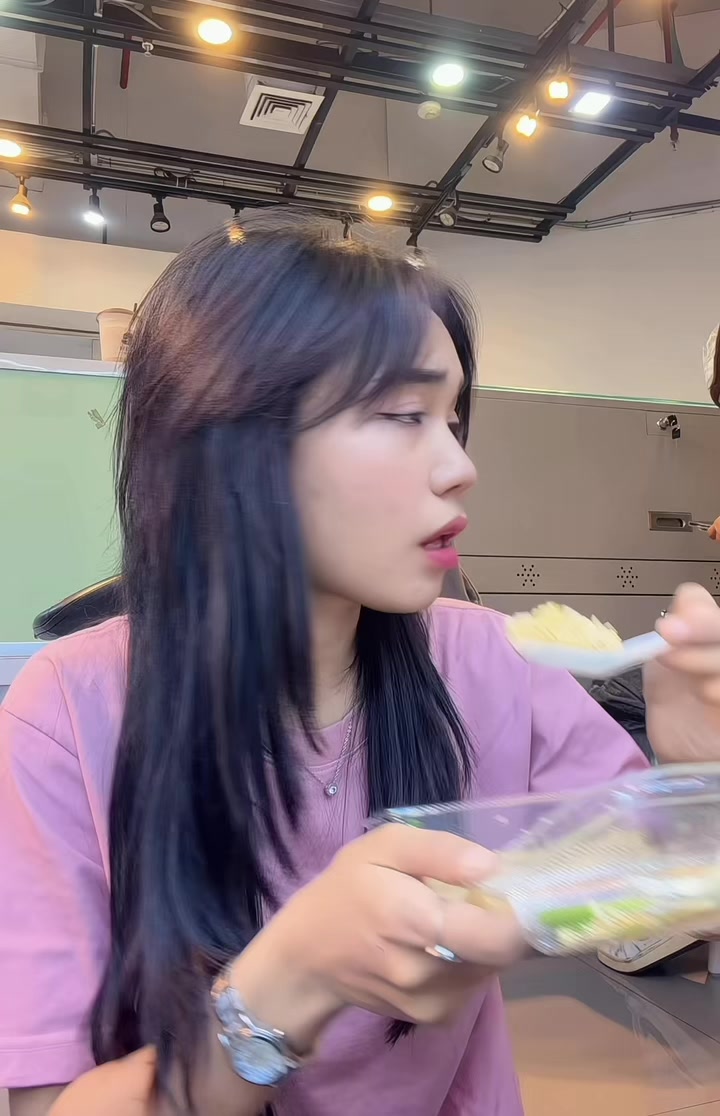 @Ju Ju (Official 3.8 M)♋️