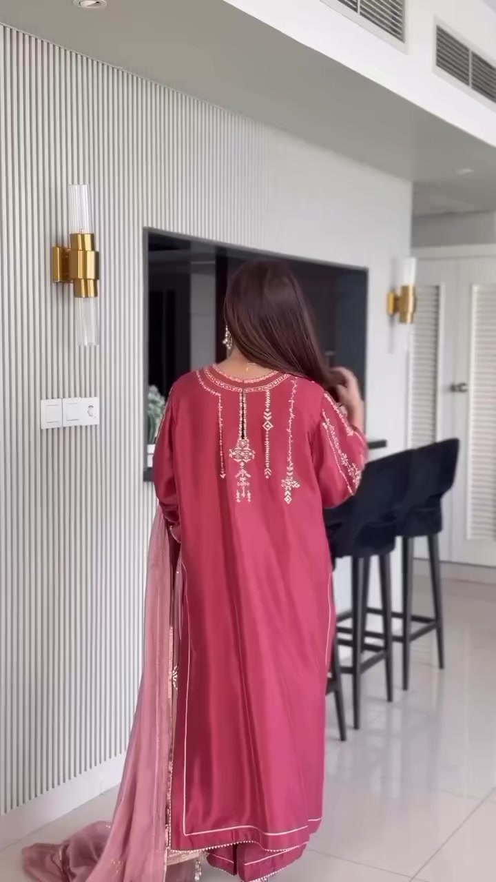 @M D