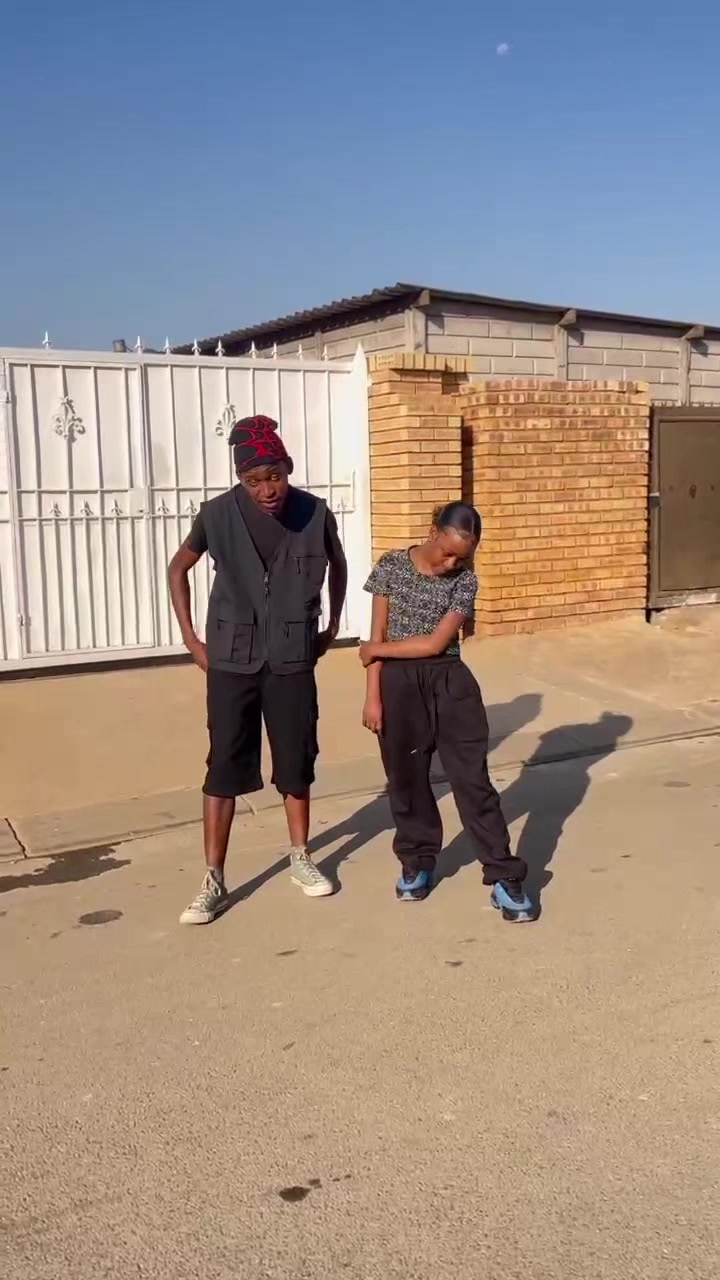 @Fefe Masigo🇿🇦