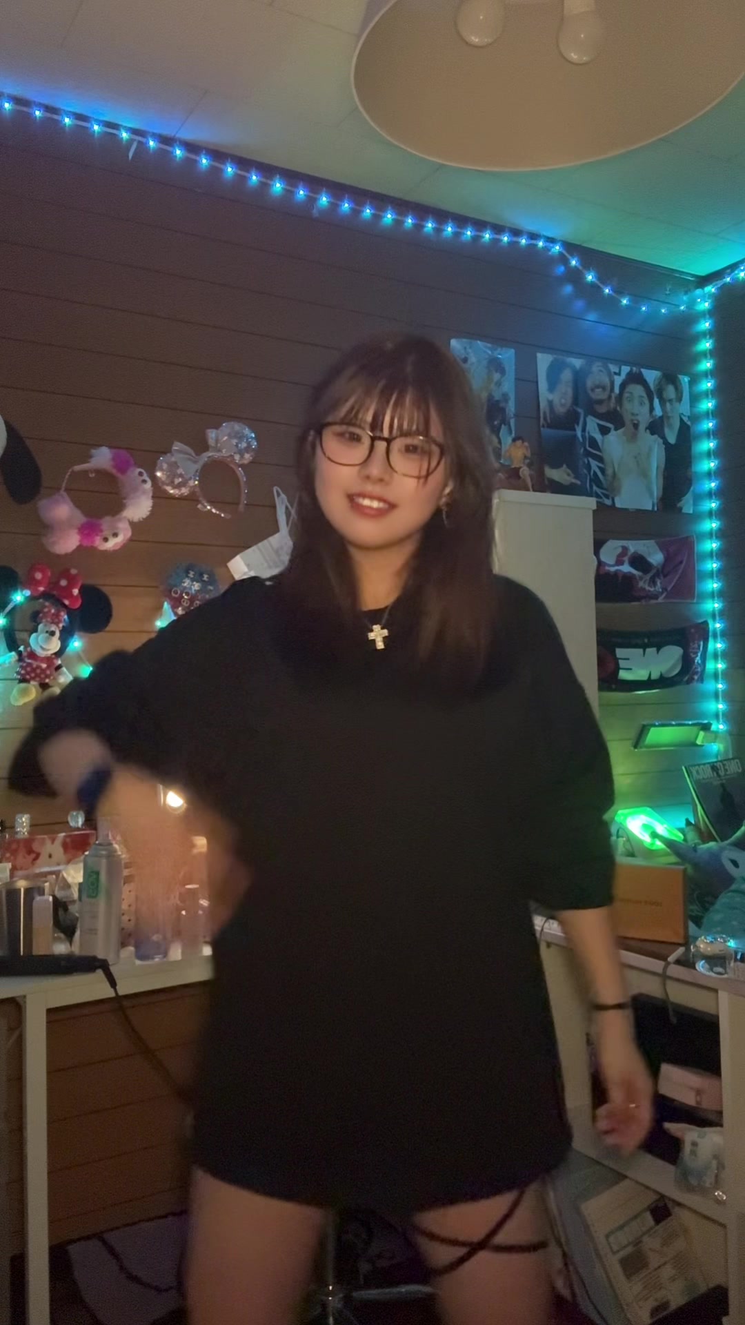 @莉子