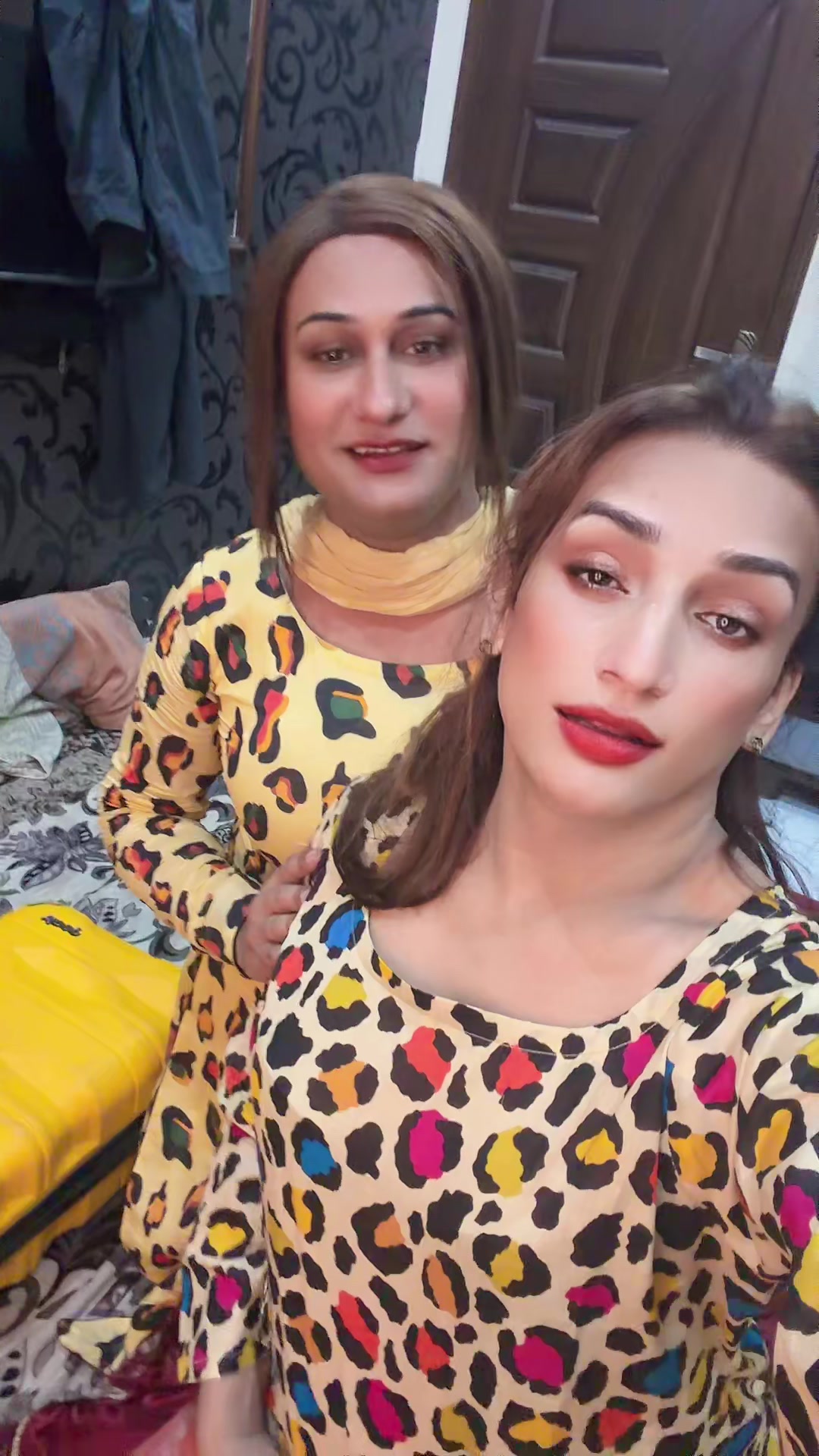@Kami_Bulbul