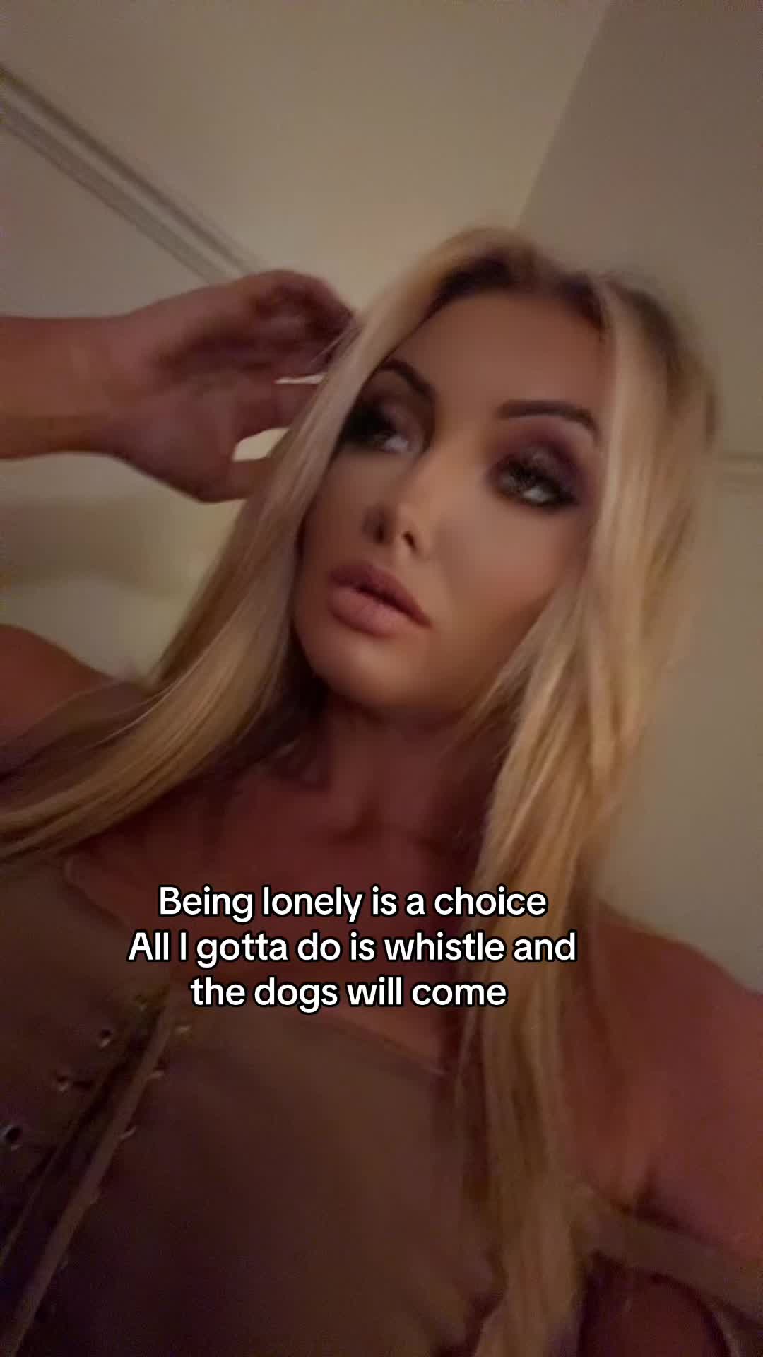 @Tee