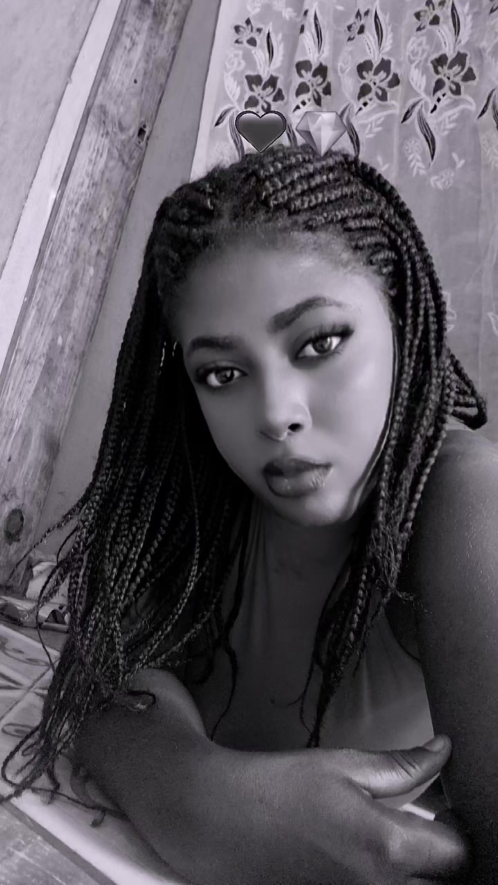 @sherloo la courageuse
