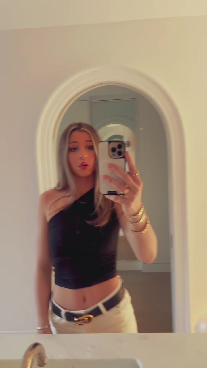 @julia
