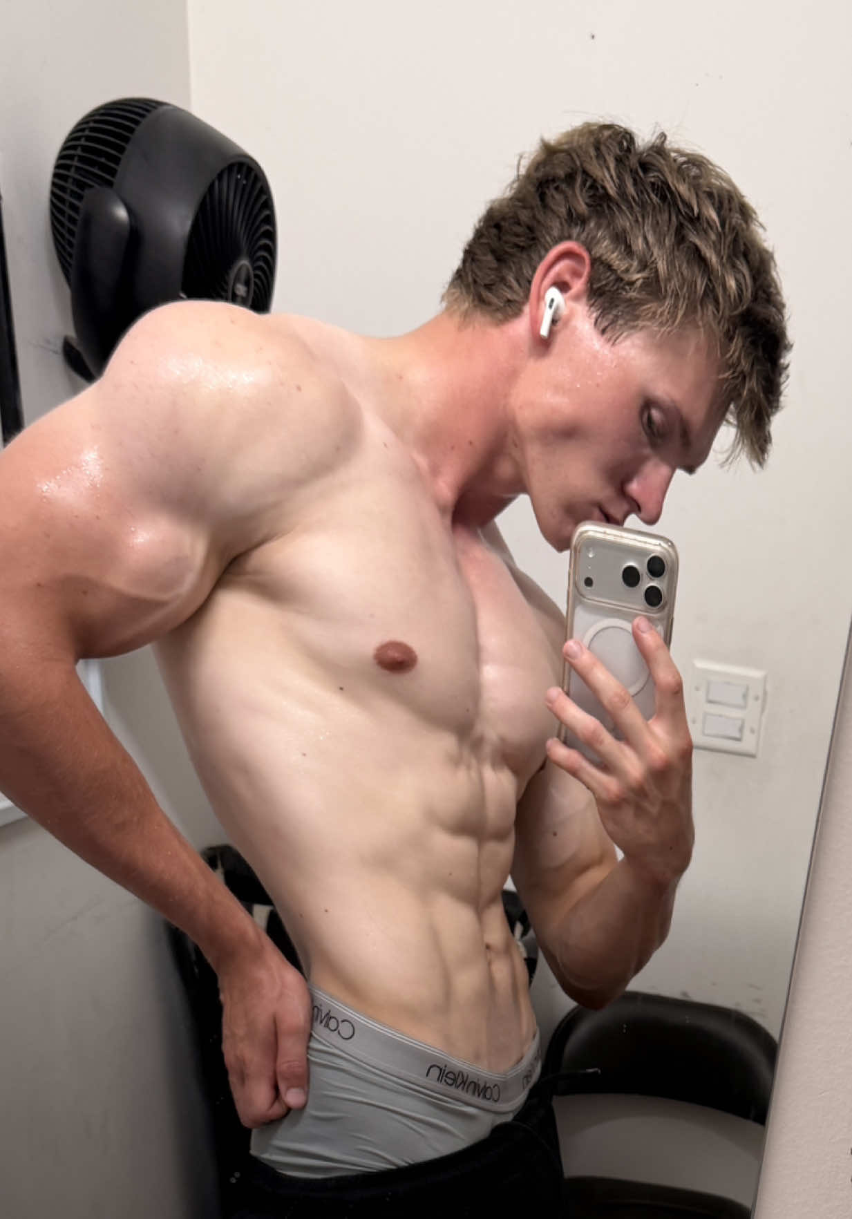 @officiallytmk