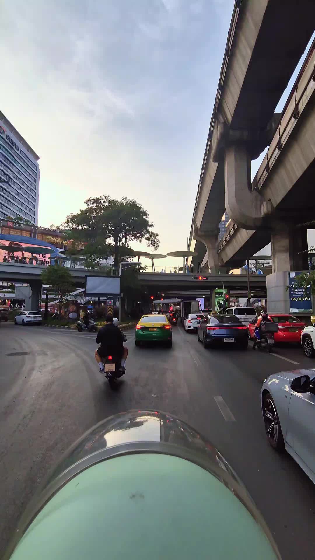 @Farang Man
