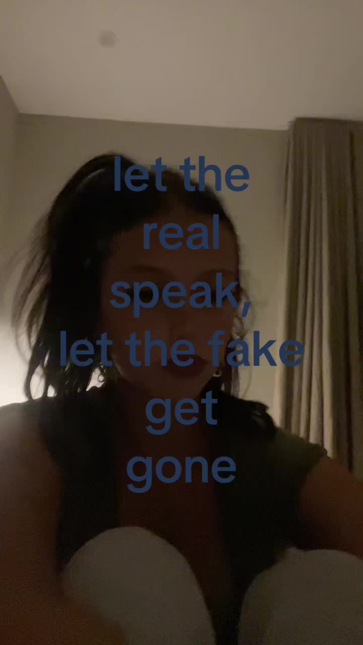 @⚜️