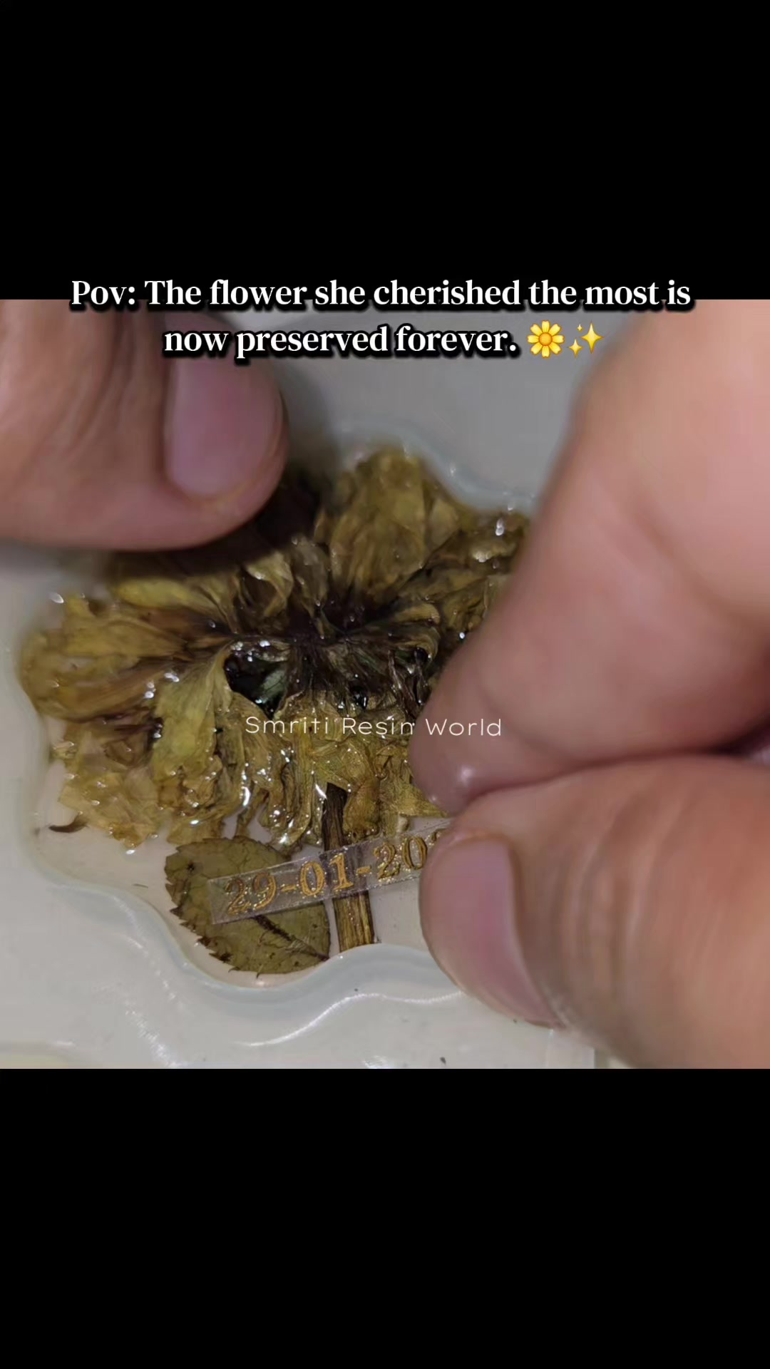 @Smriti Resin World đĨâ¨