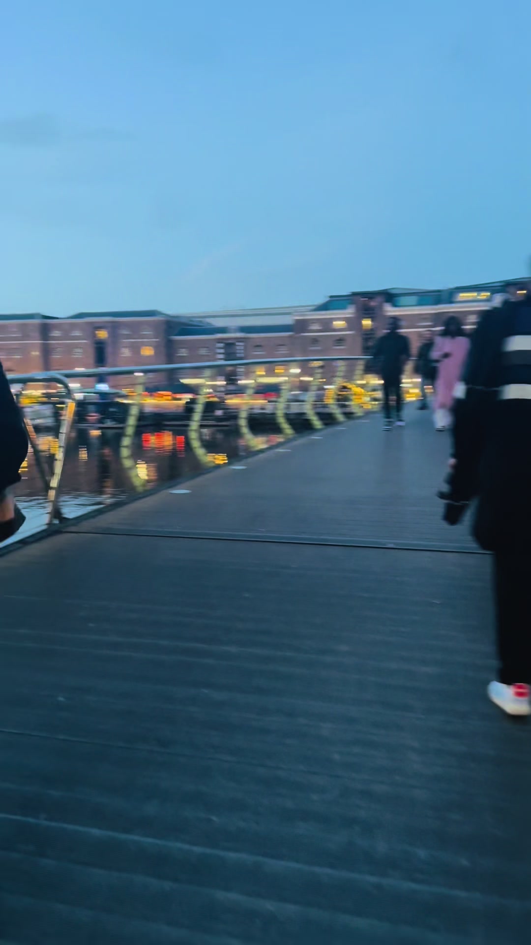 @𝕯𝖗 𝖎𝖓 𝖀𝖐 🇬🇧🇵🇰