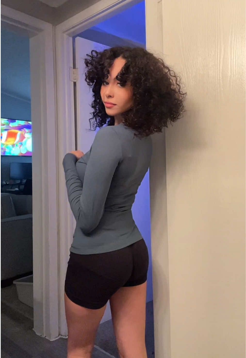 @Nelializ