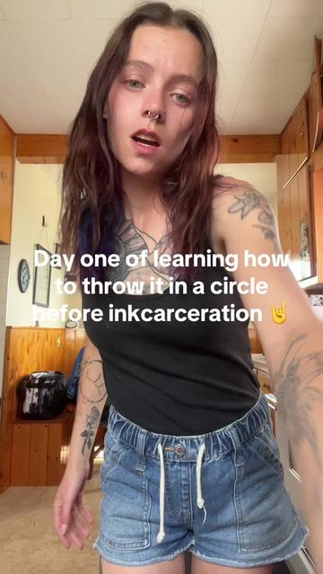 @😈