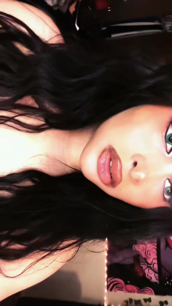 @Kam🕷️
