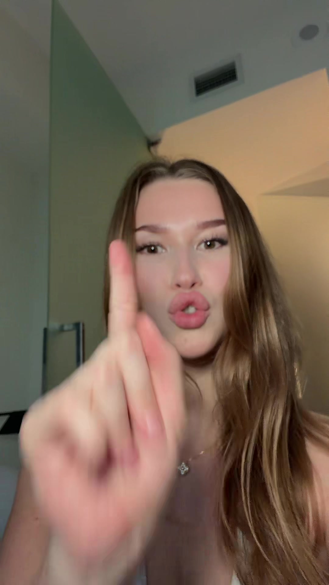 @sondra_blust