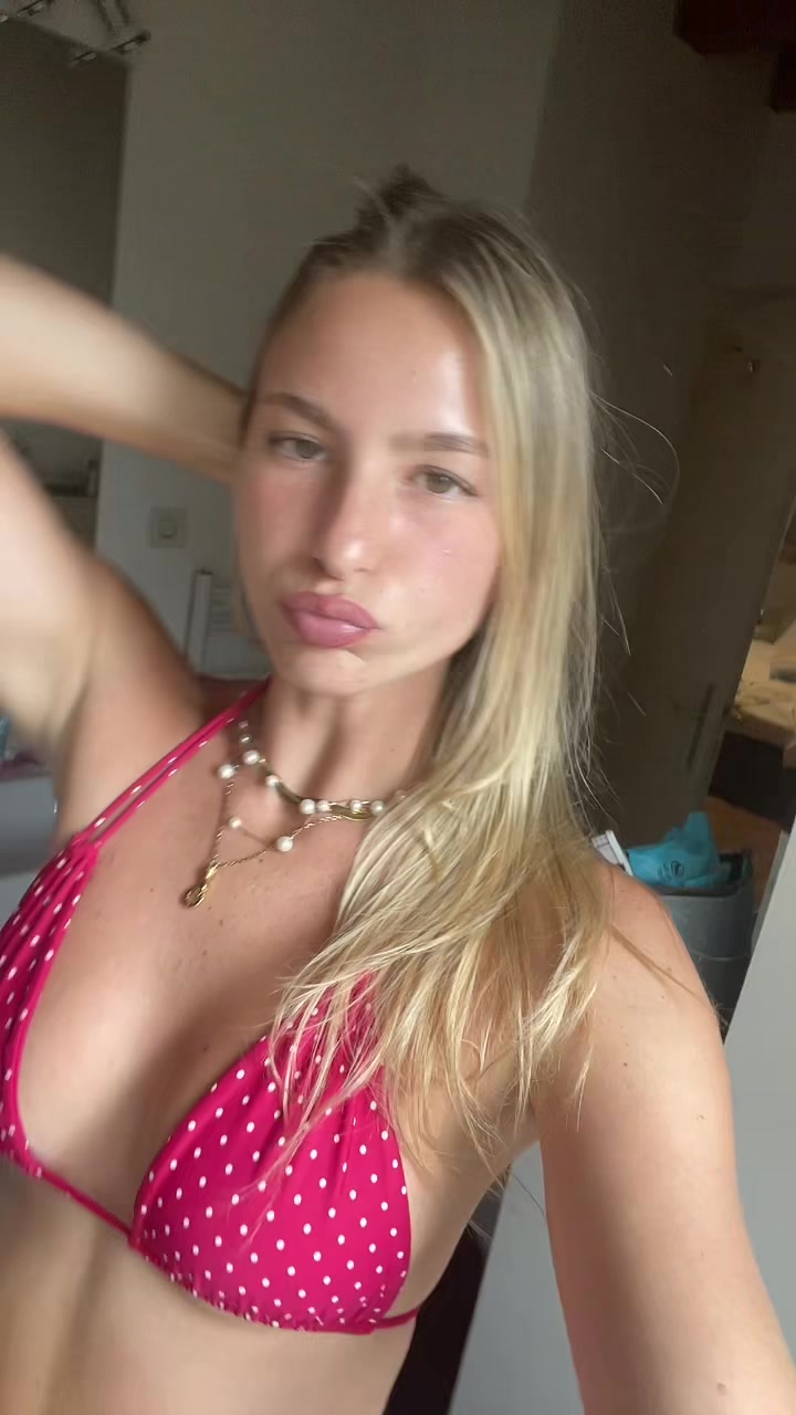 @CocoReisman