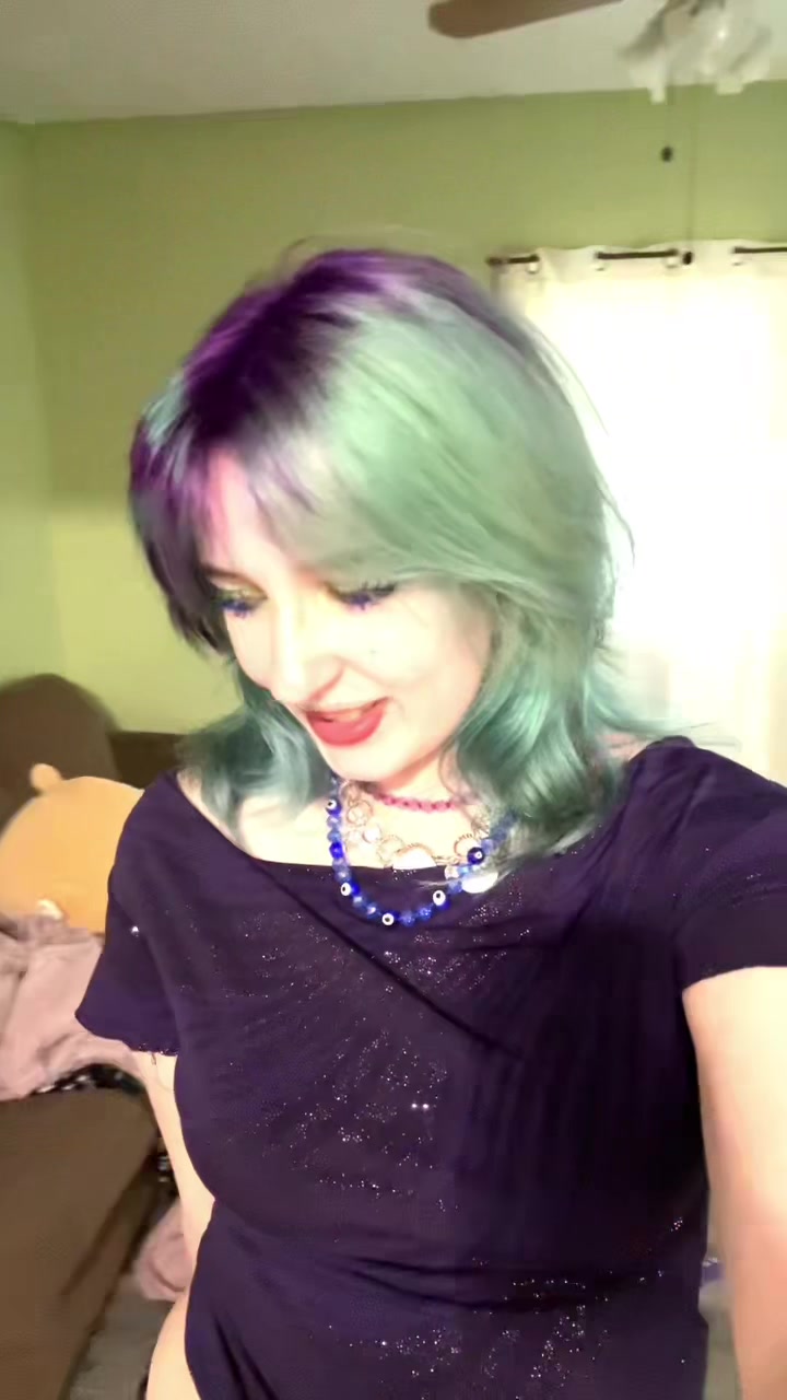 @️Julie