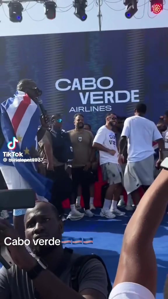 @Ëväh Morais🇨🇻
