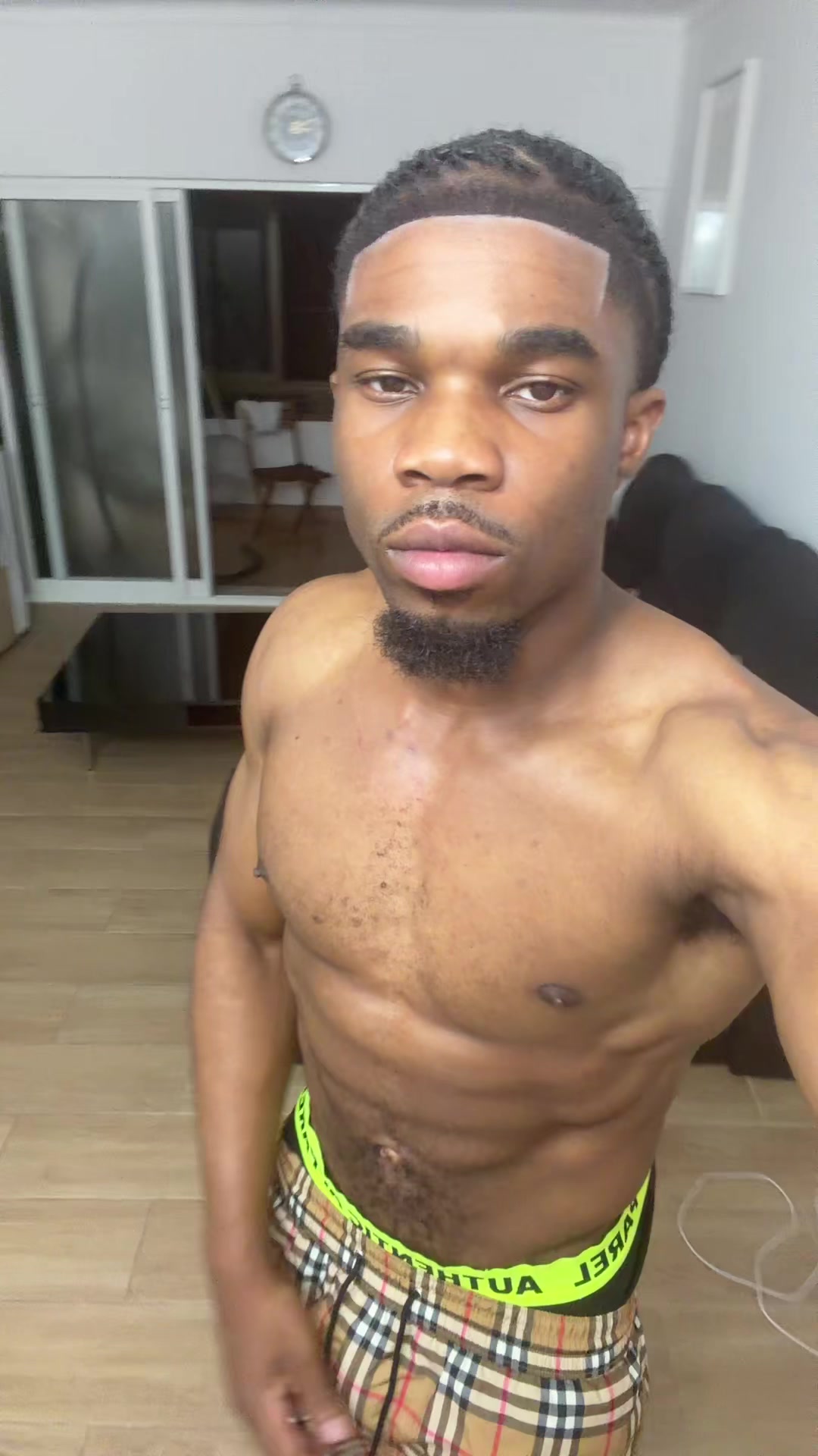 @MJay♟