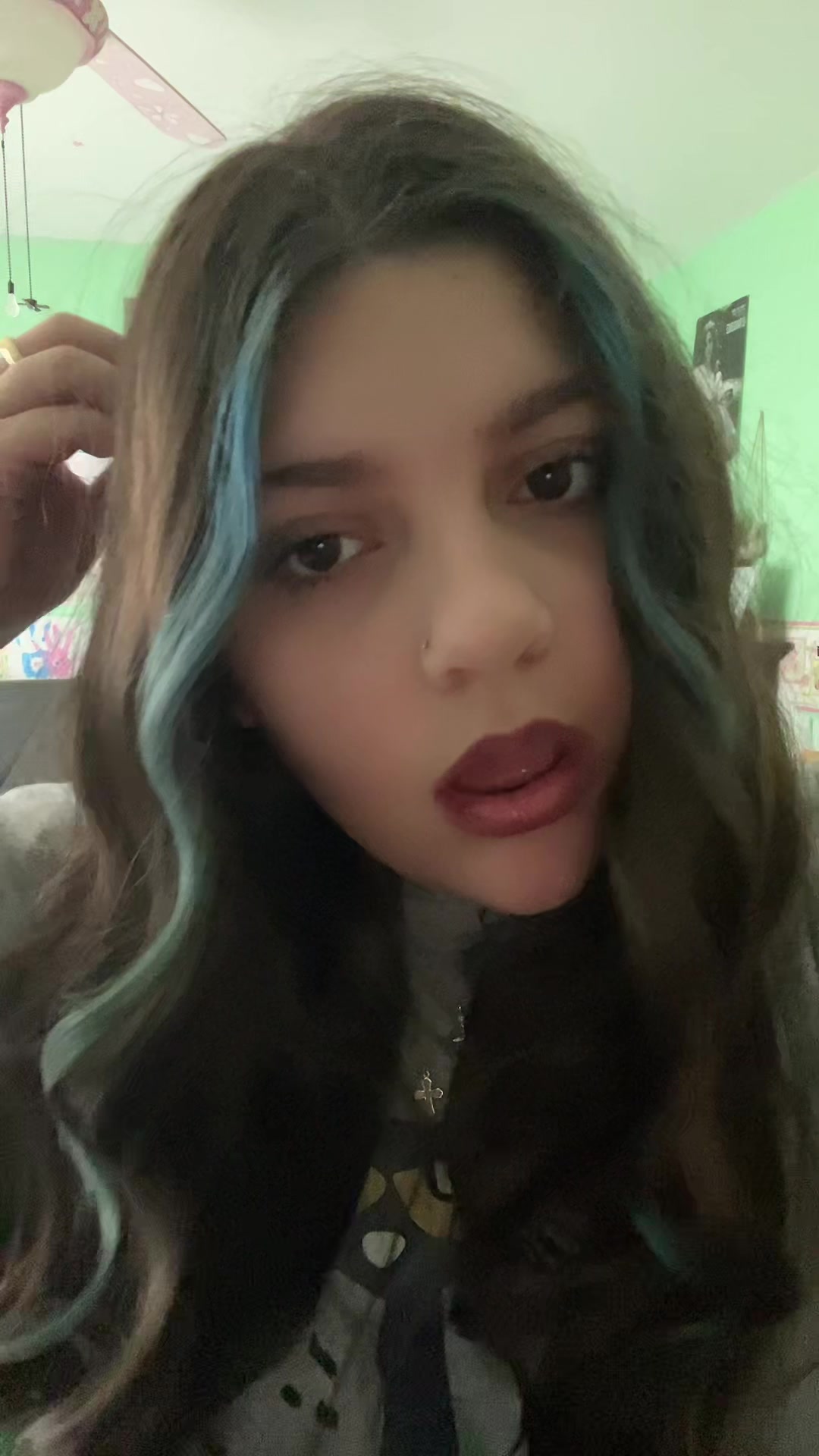 @️