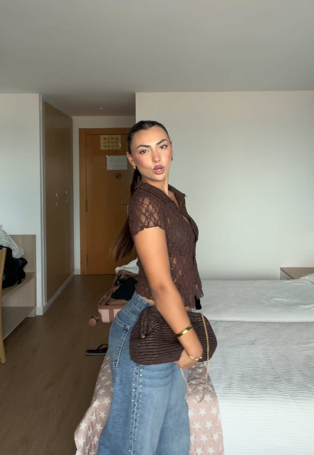 @annatudelaa