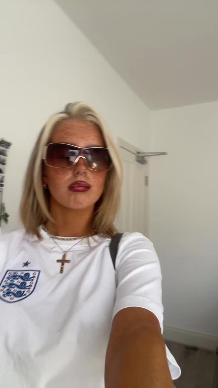 @scarlettduggan_