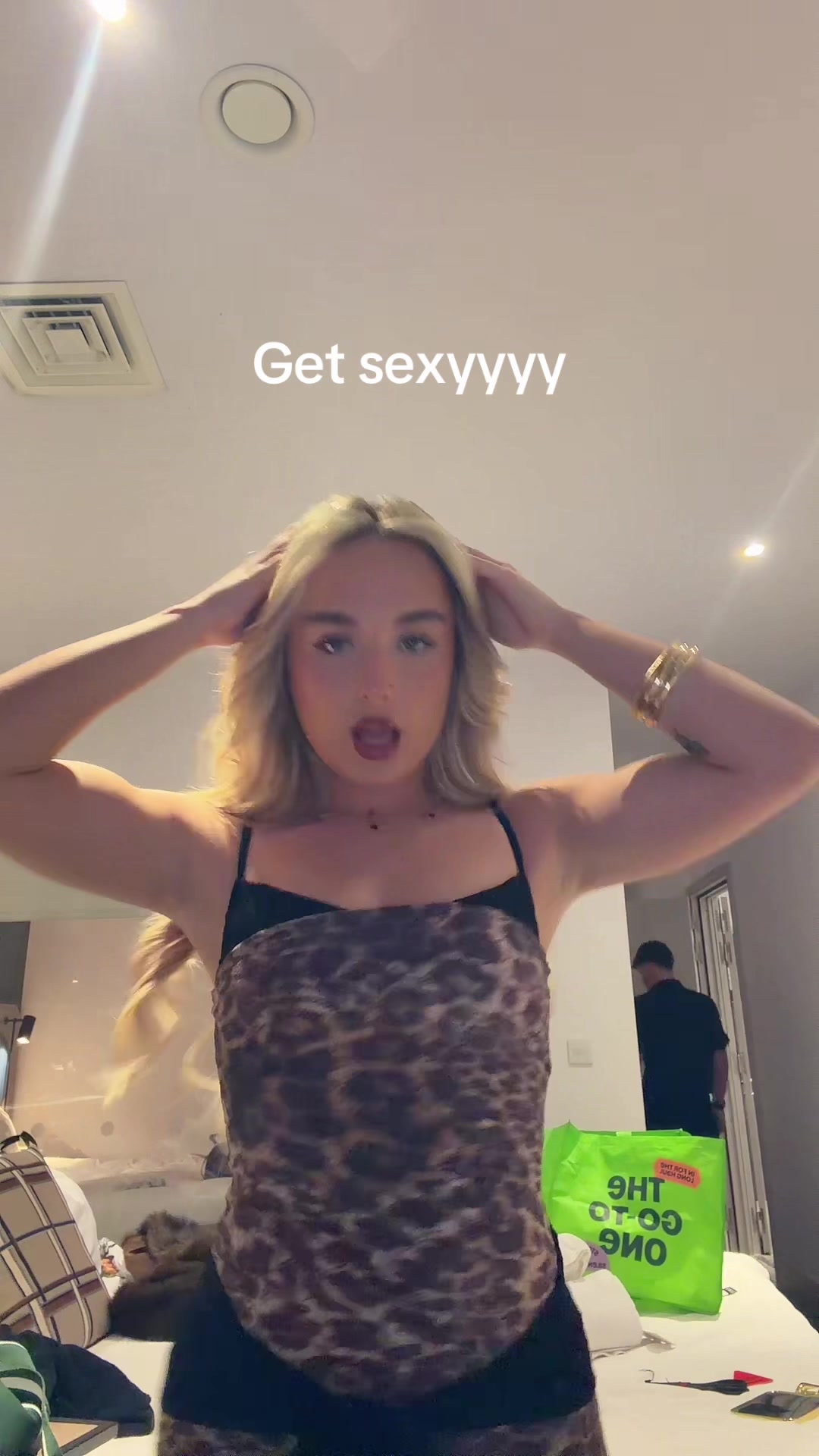 @Becca_xo