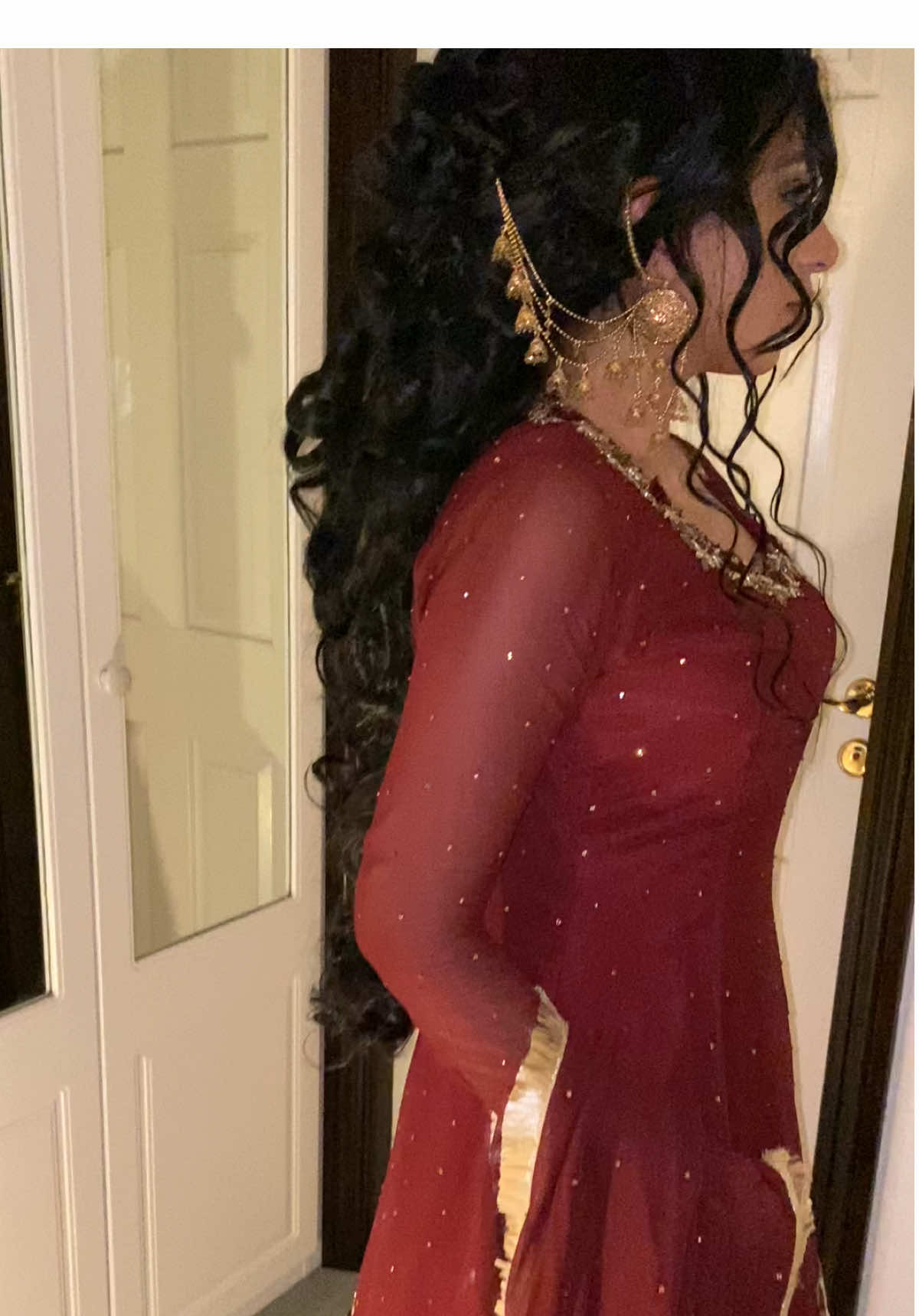 @hairbymomina