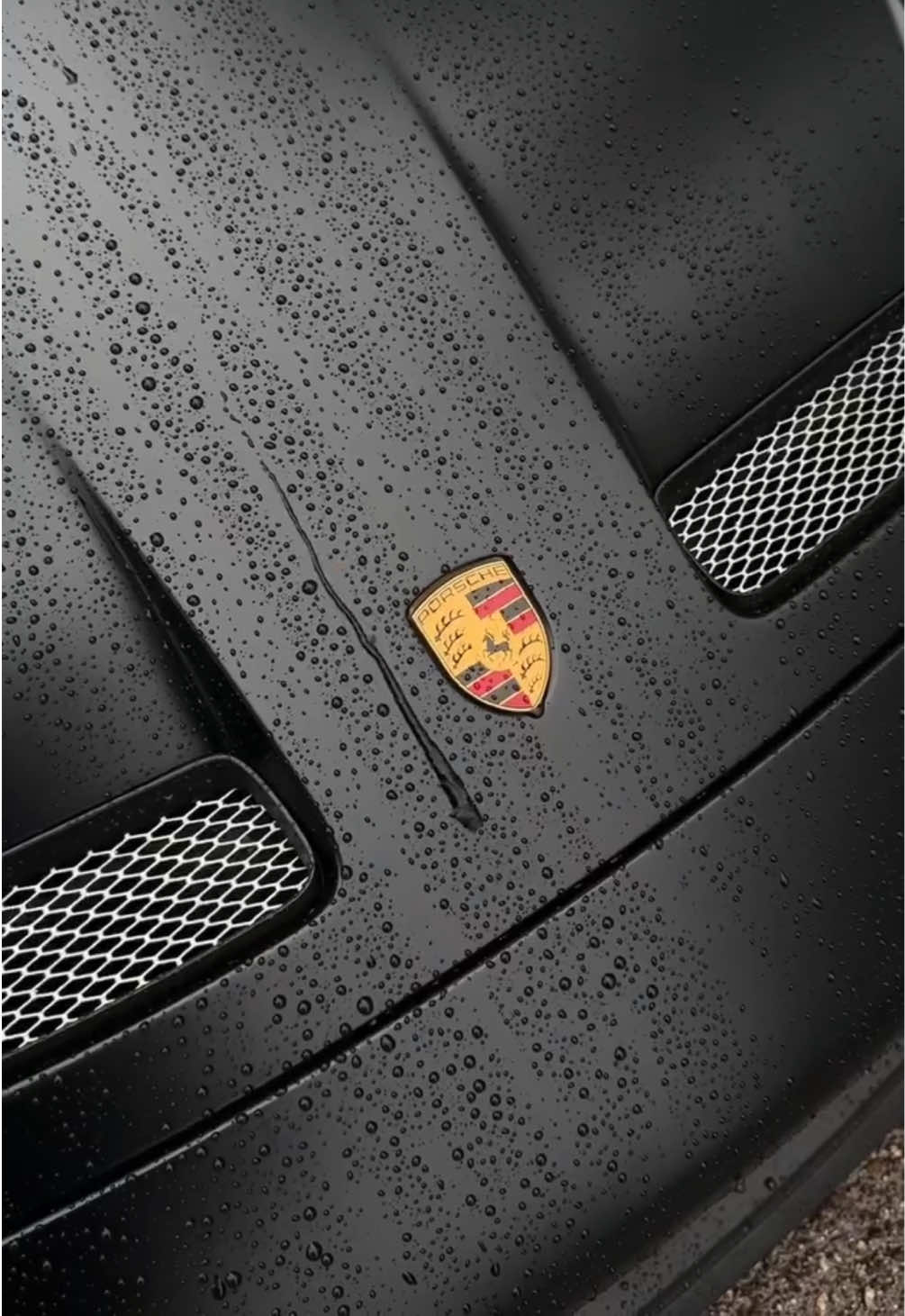 @Porsche