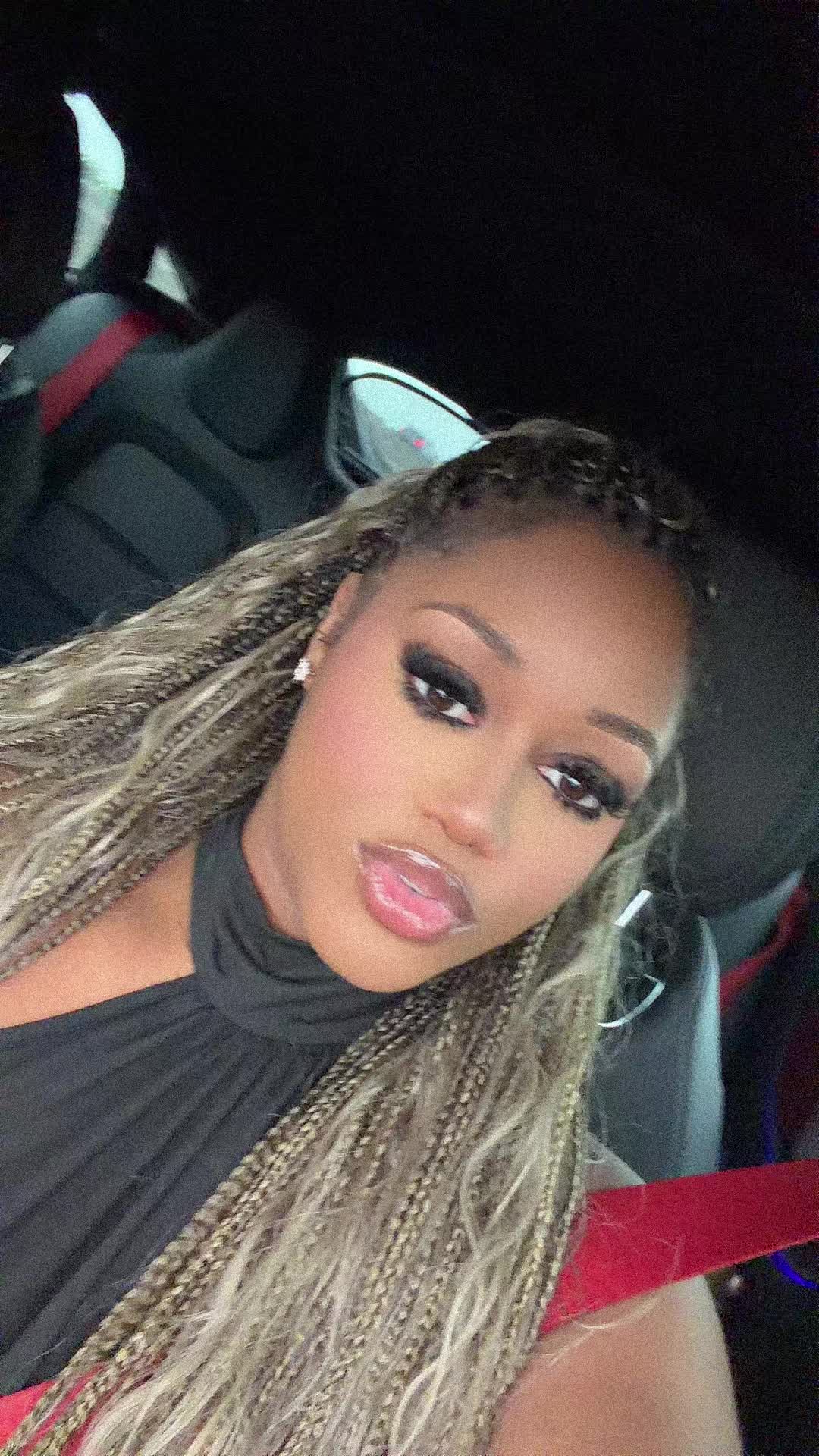 @chloe2x