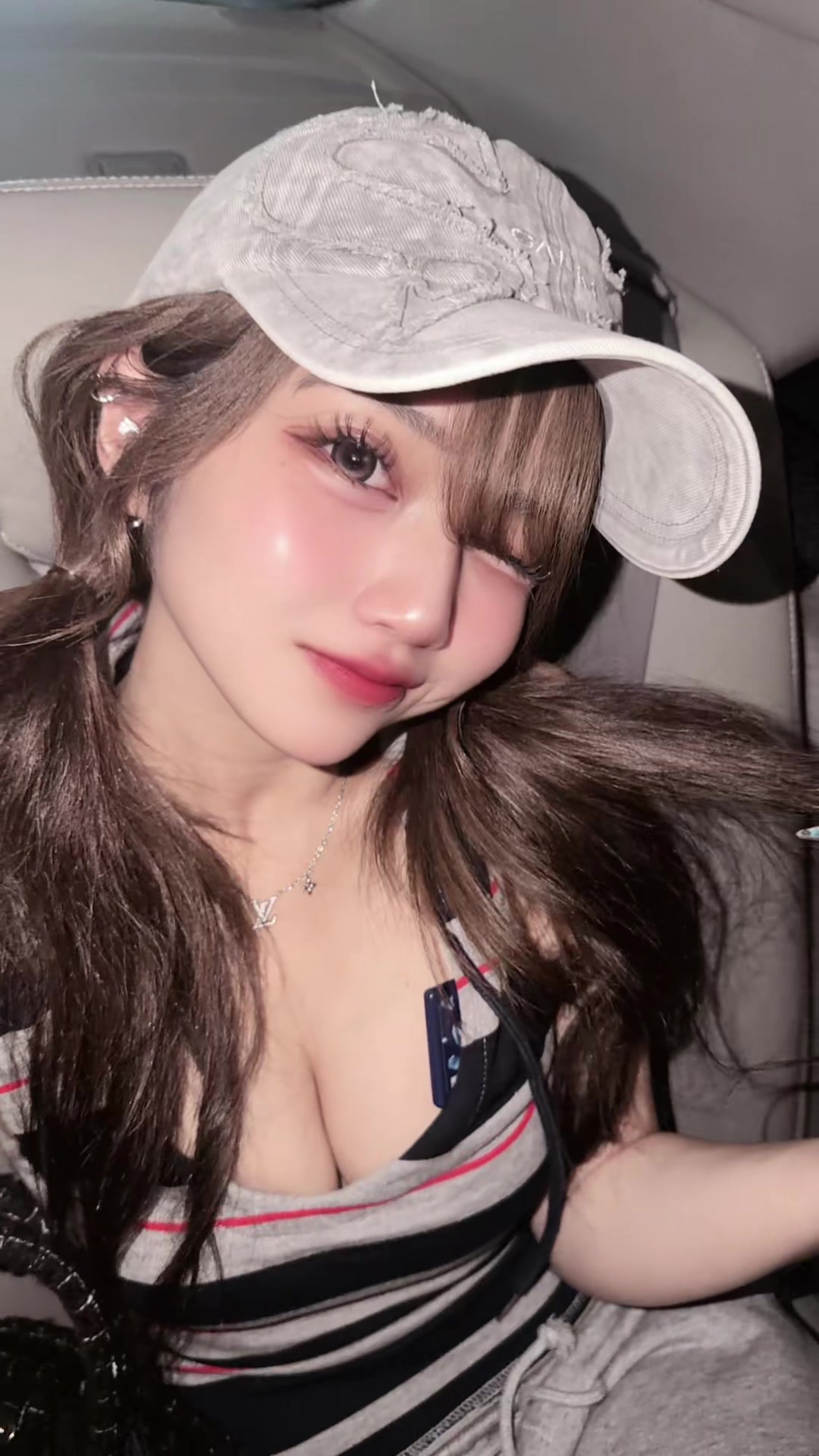 @えま