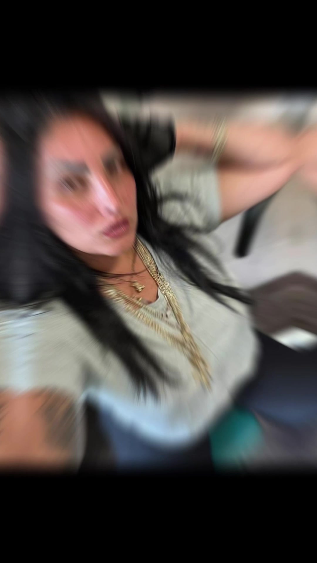 @adairizz