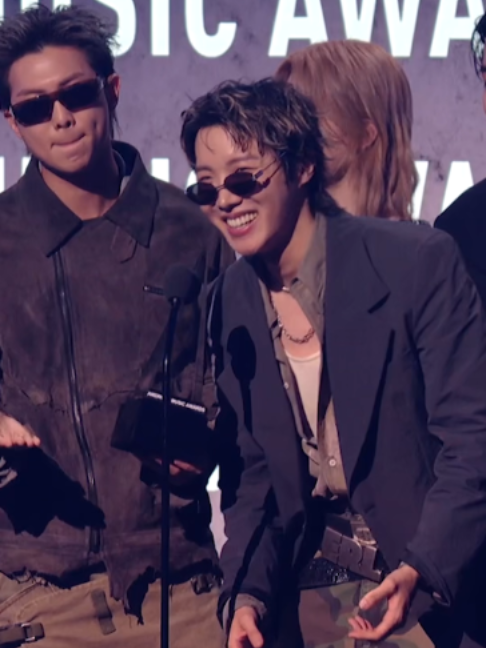 @AMAs