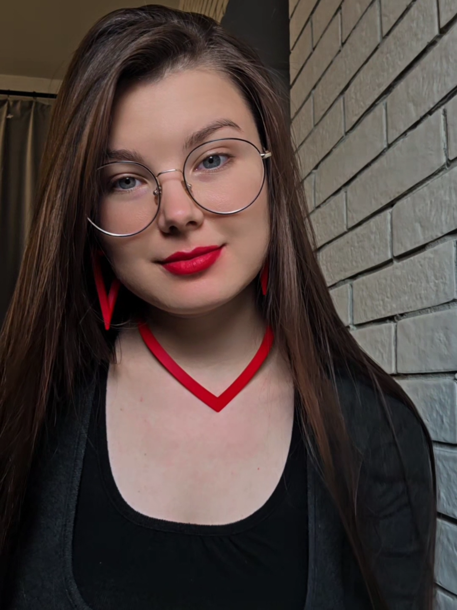 @Slovoїdka РЕПЕТИТОРКА