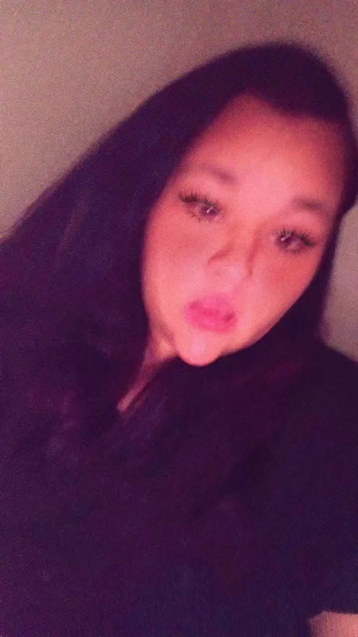 @seineeisqueen2910