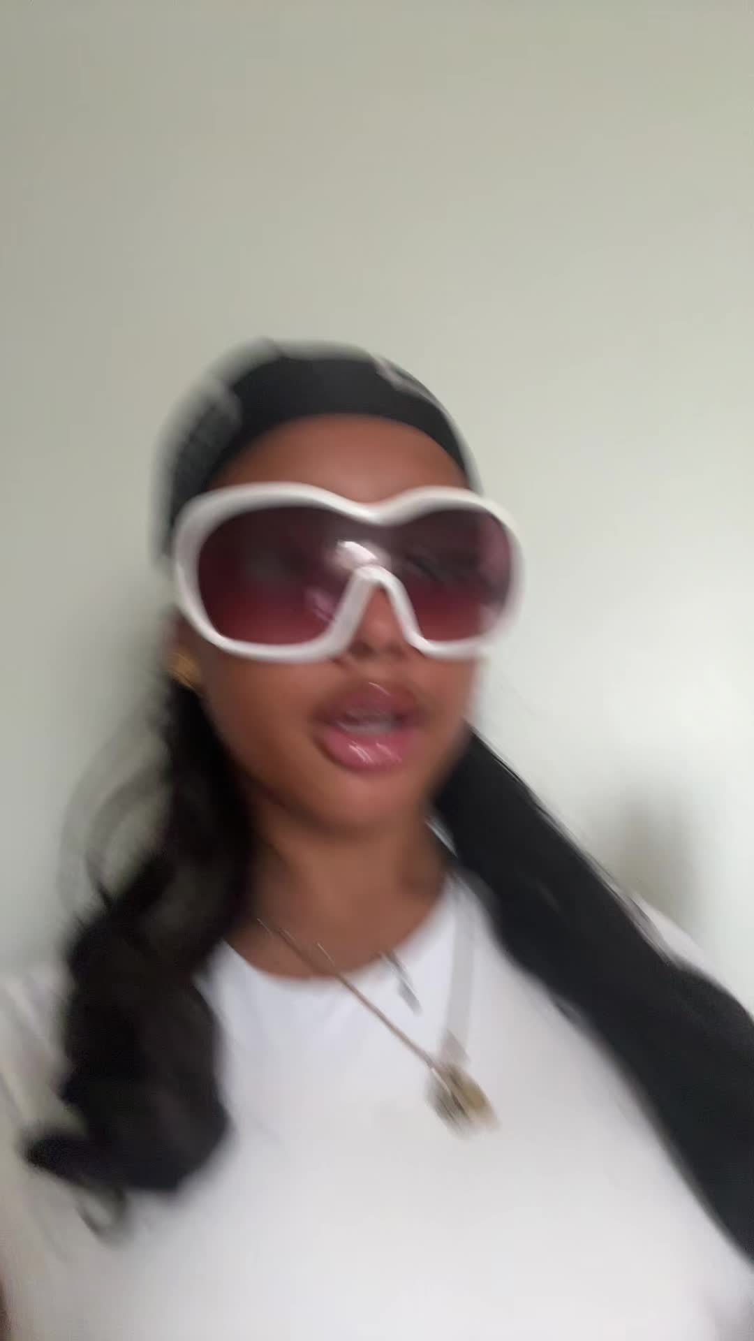 @AP’