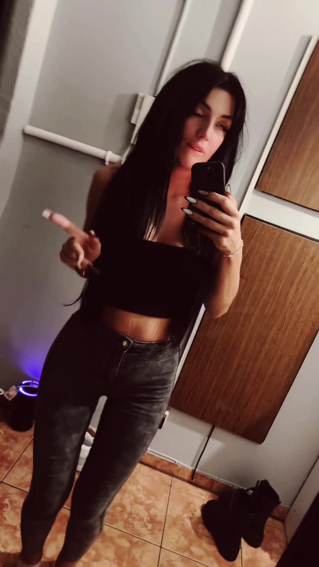 @Angela Na