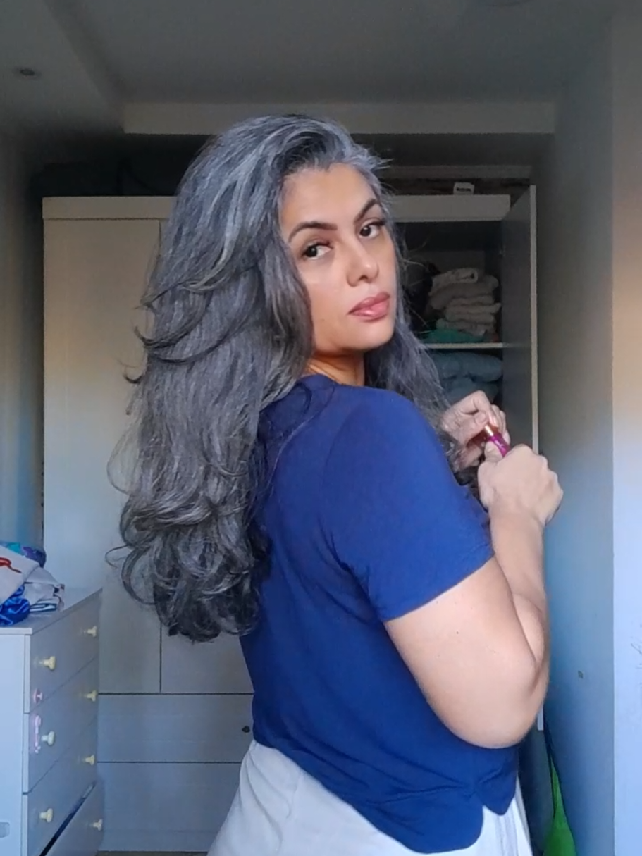 @✨️Dreiah ✨️ Cabelo grisalho