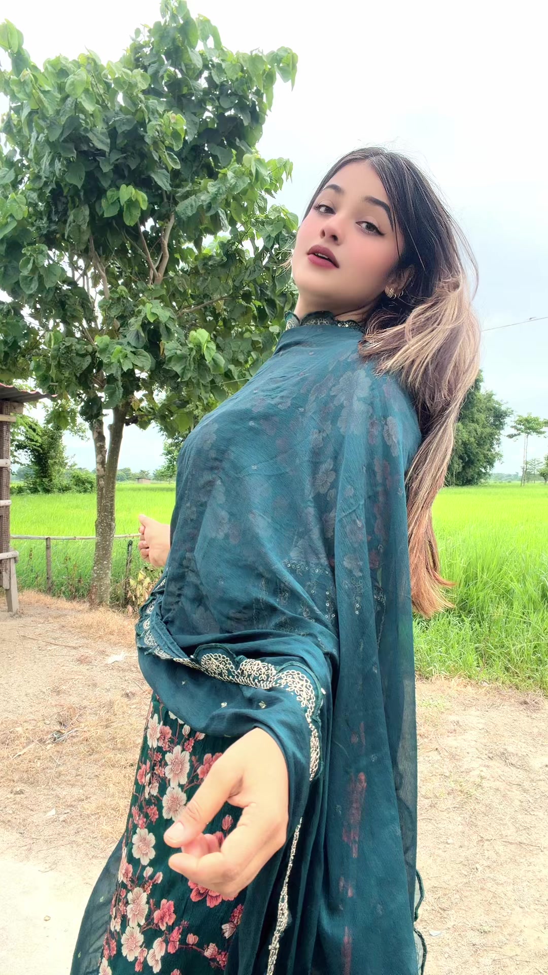 @Moon🌙🇳🇵